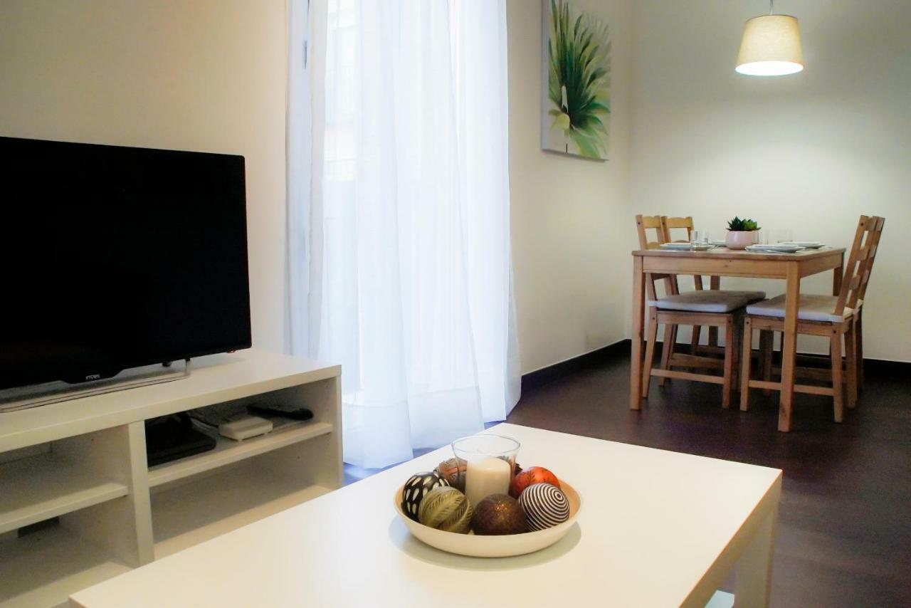Apartamento Los Azahares Sevilla Dış mekan fotoğraf