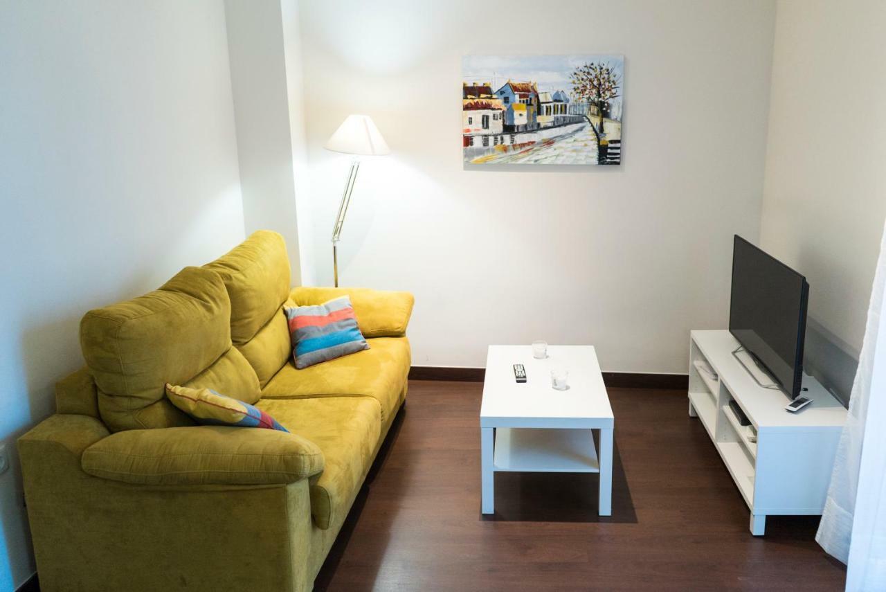 Apartamento Los Azahares Sevilla Dış mekan fotoğraf
