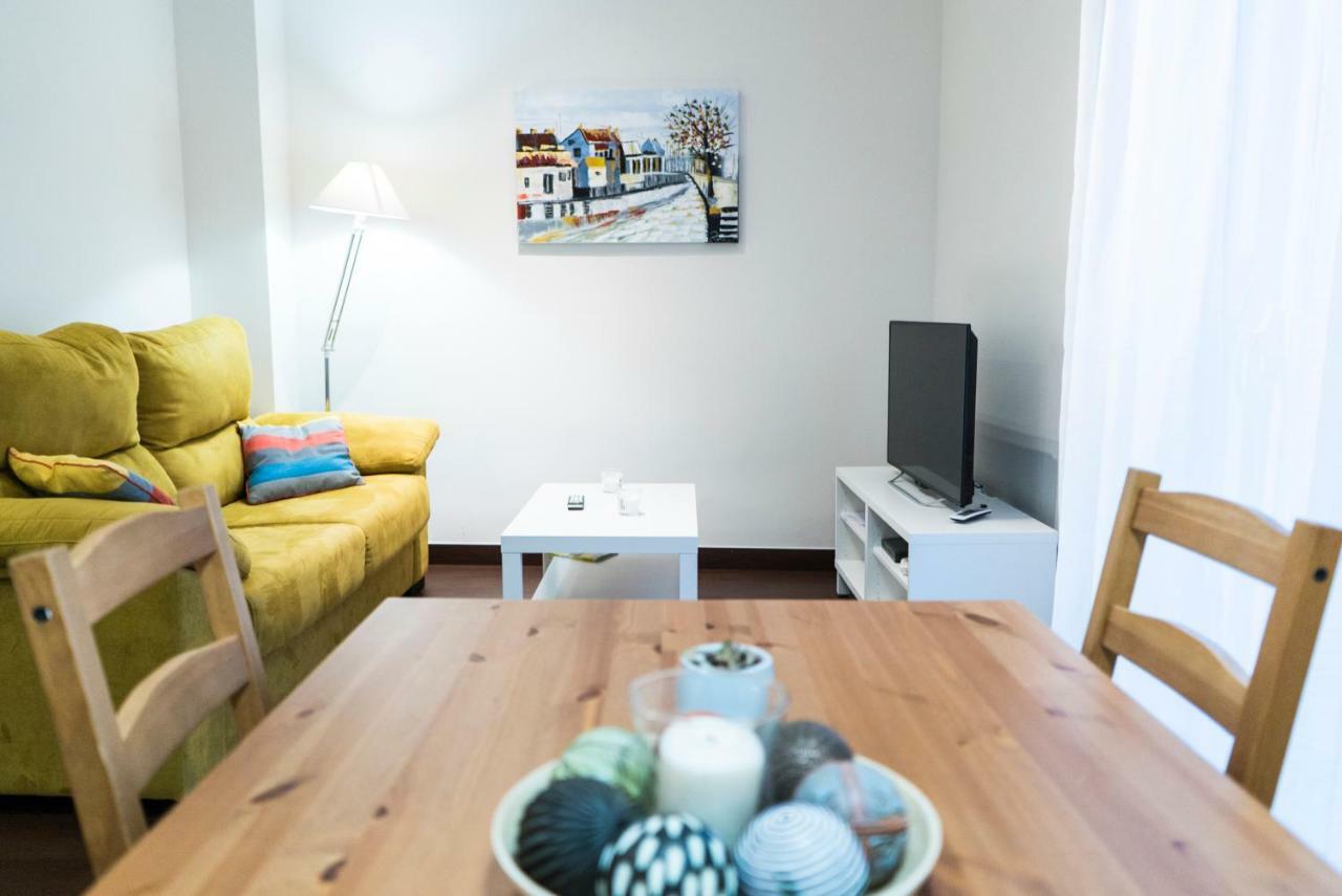 Apartamento Los Azahares Sevilla Dış mekan fotoğraf
